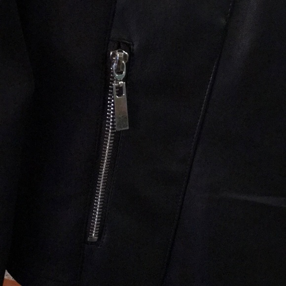 Jacket - Picture 3 of 4